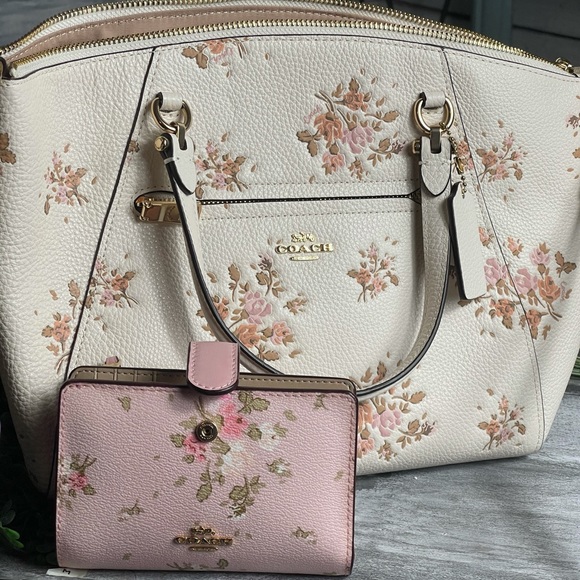 NWOT Coach bag & wallet - Picture 2 of 6